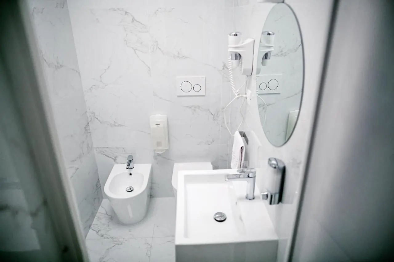 B&B Best Hostel Milano Bed & Breakfast Milan