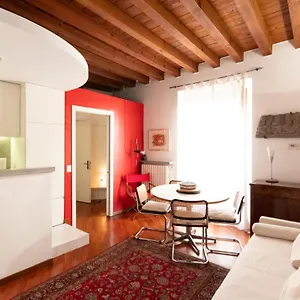 Apartamento Anfiteatro In Brera, Milán